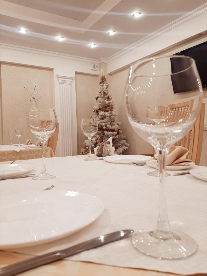 Hotel Vetraz Вітебськ Екстер'єр фото