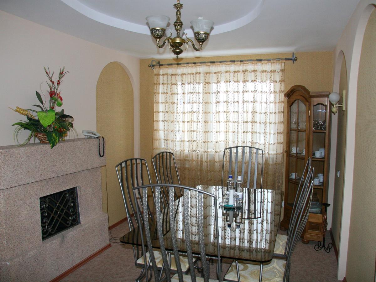 Hotel Vetraz Вітебськ Екстер'єр фото