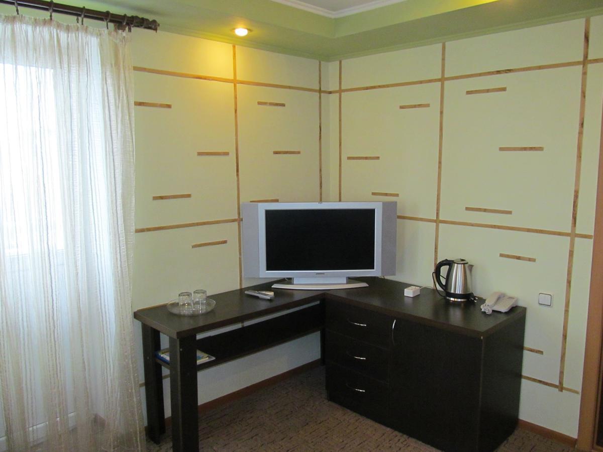 Hotel Vetraz Вітебськ Екстер'єр фото